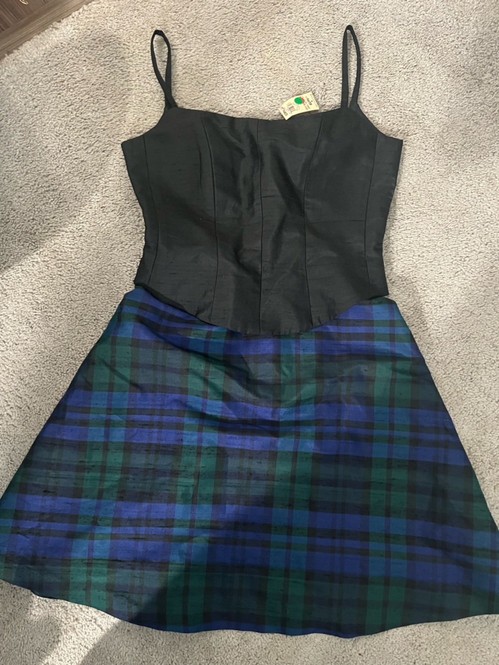 Vintage ANN TAYLOR silk mini dress.